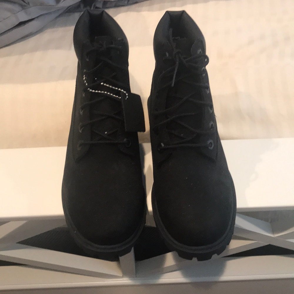 Black timbs